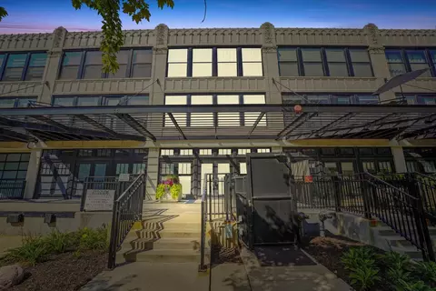 1070 W 15th St #251, Chicago, IL 60608