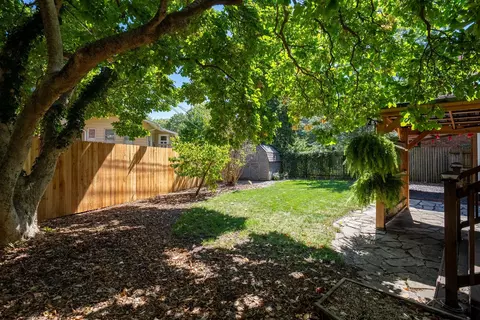 1306 S Fell Ave, Normal, IL 61761 photo 30