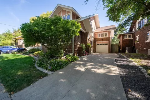 1306 S Fell Ave, Normal, IL 61761 photo 3