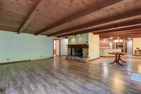 Living - 20644 White Oaks Rd, Morrison, IL 61270 photo 1 of 5