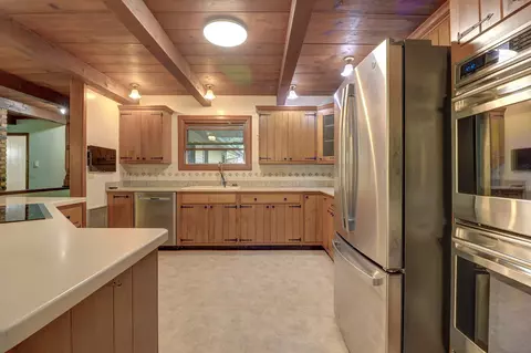 Kitchen - 20644 White Oaks Rd, Morrison, IL 61270 photo 2 of 4