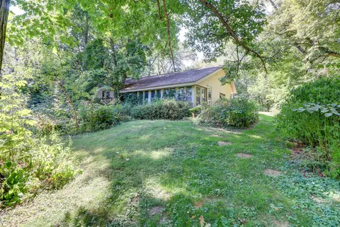 Exterior - 20644 White Oaks Rd, Morrison, IL 61270 photo 11 of 13