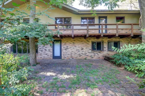 Exterior - 20644 White Oaks Rd, Morrison, IL 61270 photo 8 of 13