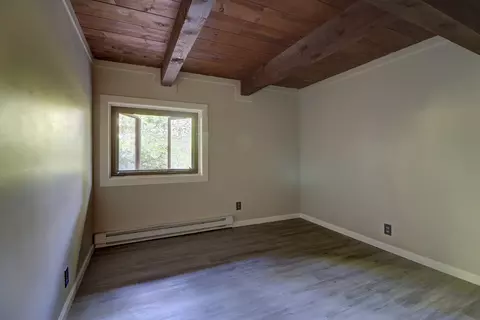 Bedroom - 20644 White Oaks Rd, Morrison, IL 61270 photo 4 of 5