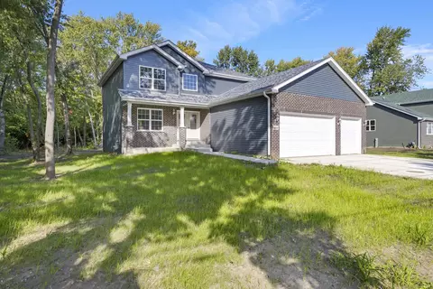 460 N School St, Braidwood, IL 60408