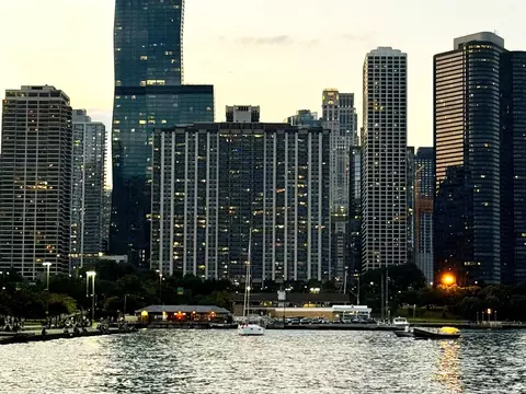 400 E Randolph St #1510, Chicago, IL 60601