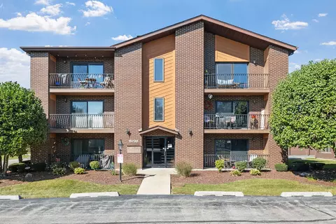 15730 Revere Ct #D, Oak Forest, IL 60452