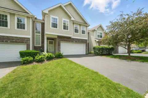 Exterior - 904 Willow St, Itasca, IL 60143 photo 2 of 4