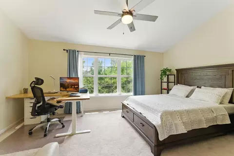 Bedroom - 904 Willow St, Itasca, IL 60143 photo 3 of 3