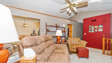 209 W Raab Rd, Normal, IL 61761 photo 2