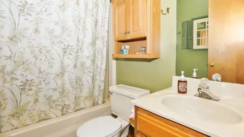 209 W Raab Rd, Normal, IL 61761 photo 28