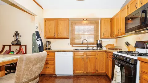 209 W Raab Rd, Normal, IL 61761 photo 14