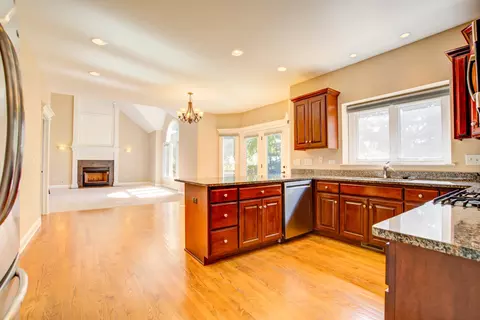 25764 W Sunnymere Dr, Plainfield, IL 60585 photo 9