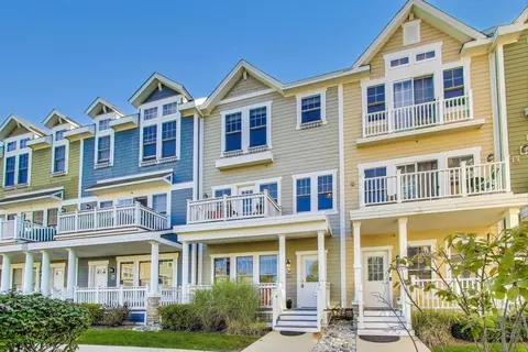 34 Lakeview Pl, Lake Zurich, IL 60047