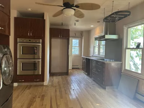 Kitchen - 23 S Worth Ave, Elgin, IL 60123 photo 1 of 1