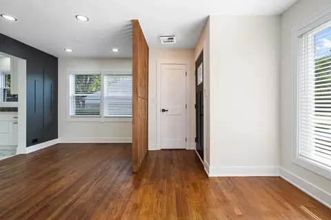 229 Harlem Ave, Glenview, IL 60025 photo 3