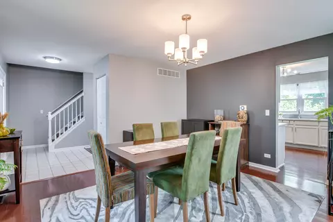 Dining - 1818 Olde Mill Rd, Plainfield, IL 60586 photo 2 of 4
