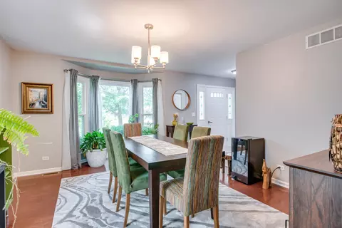 Dining - 1818 Olde Mill Rd, Plainfield, IL 60586 photo 3 of 4