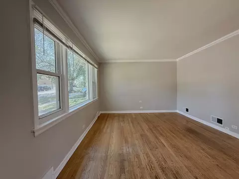 Living - 18062 Exchange Ave, Lansing, IL 60438 photo 1 of 3