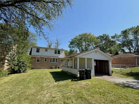 Exterior - 18062 Exchange Ave, Lansing, IL 60438 photo 3 of 3