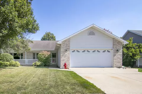 450 S Walnut St, Manteno, IL 60950
