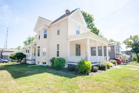 Exterior - 511 N Mason St, Bloomington, IL 61701 photo 3 of 7
