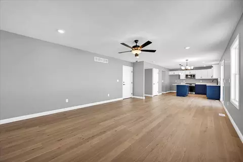502 Travis Dr, Carlock, IL 61725 photo 17