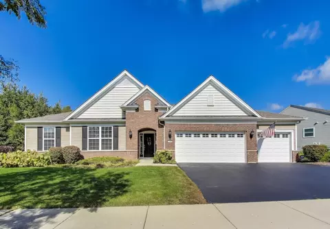 3706 Canton Cir, Mundelein, IL 60060