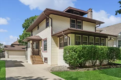 723 Wesley Ave, Oak Park, IL 60304