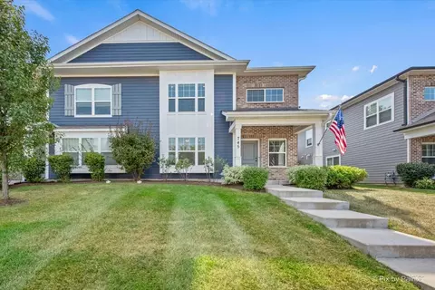 745 Harper Ave, Cary, IL 60013