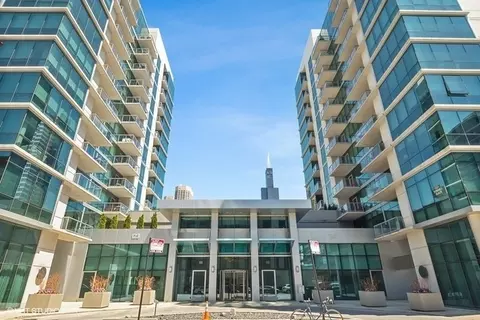 125 S Green St #309A, Chicago, IL 60607
