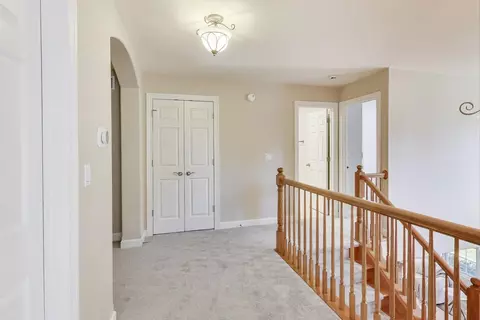 Entry Way - 2688 Summit Dr, Glenview, IL 60025 photo 5 of 7