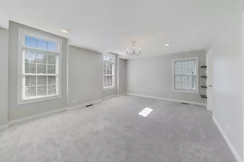 Bedroom - 2688 Summit Dr, Glenview, IL 60025 photo 5 of 12