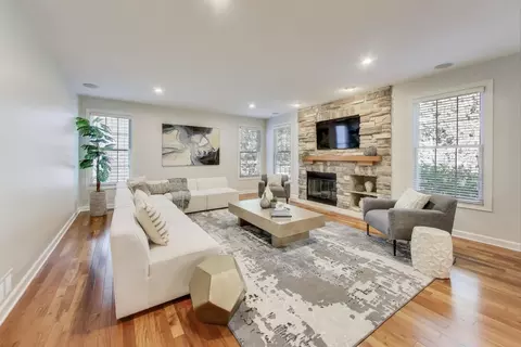 Living - 2688 Summit Dr, Glenview, IL 60025 photo 3 of 7