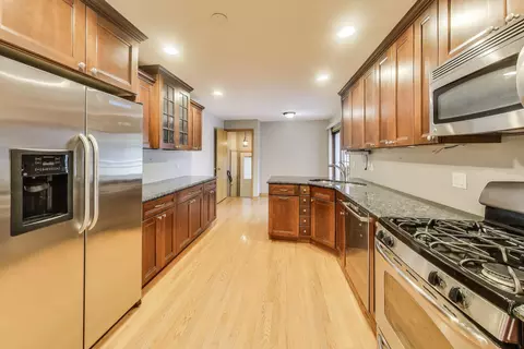 5 N Maple St, Mount Prospect, IL 60056 photo 5