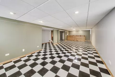 5 N Maple St, Mount Prospect, IL 60056 photo 18