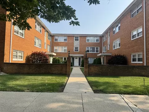 6927 W 64th Pl #2E, Chicago, IL 60638