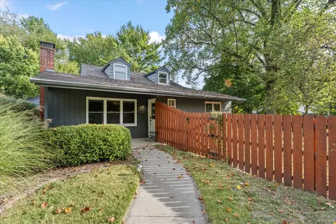 1302 W Clark St, Champaign, IL 61821