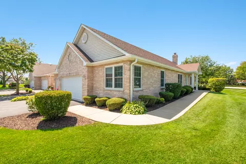 651 Schooner Dr, New Lenox, IL 60451