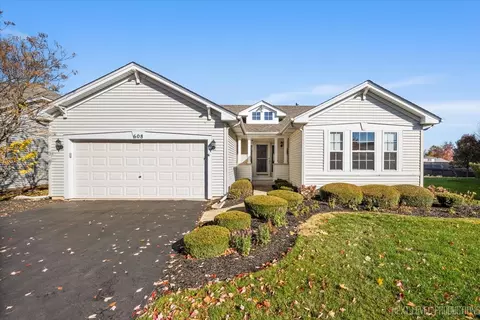 608 Clearwater Ct, Oswego, IL 60543