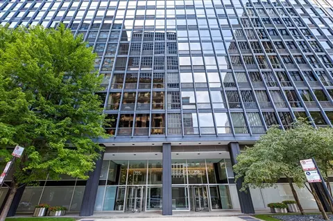 900 N Lake Shore Dr #2405, Chicago, IL 60611