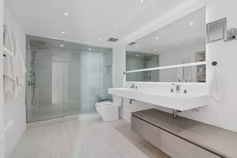 161 E Chicago Ave #31F, Chicago, IL 60611 photo 16