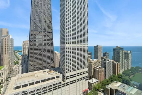 161 E Chicago Ave #31F, Chicago, IL 60611 photo 25