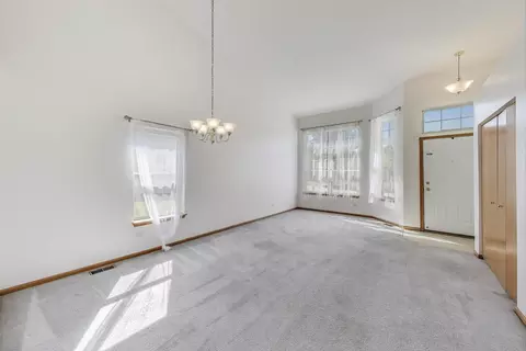 Living - 7309 Fordham Ln, Plainfield, IL 60586 photo 5 of 7