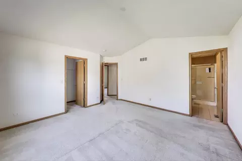 Bedroom - 7309 Fordham Ln, Plainfield, IL 60586 photo 5 of 9