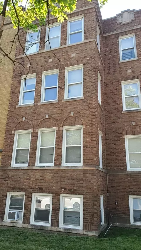6342 N Artesian Ave #3B, Chicago, IL 60659