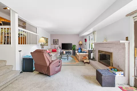 123 Honeysuckle Ct, Rolling Meadows, IL 60008 photo 18