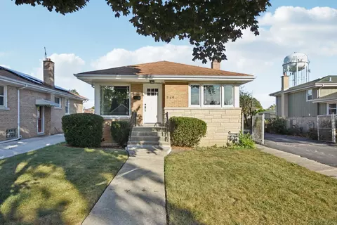 549 51st Ave, Bellwood, IL 60104