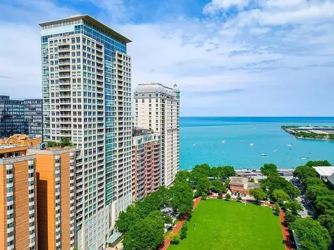 View/Area - 250 E Pearson St #2006, Chicago, IL 60611 photo 1 of 4