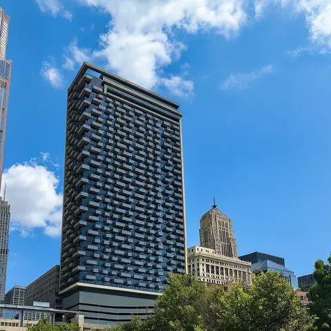 235 W Van Buren St #2906, Chicago, IL 60607